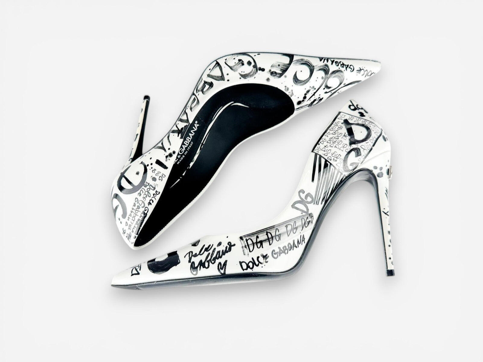 Dolce & Gabbana CD01718 Graffiti Patent Slingback Pump Black White EU 37.5 | NIB
