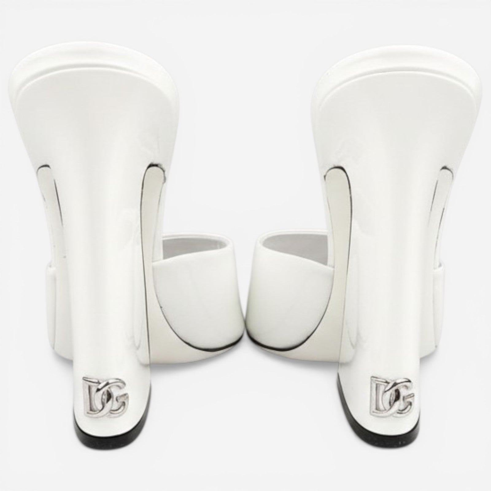 Dolce & Gabbana White Patent Calfskin Square‑Toe Mules – Women’s EU 39 NIB