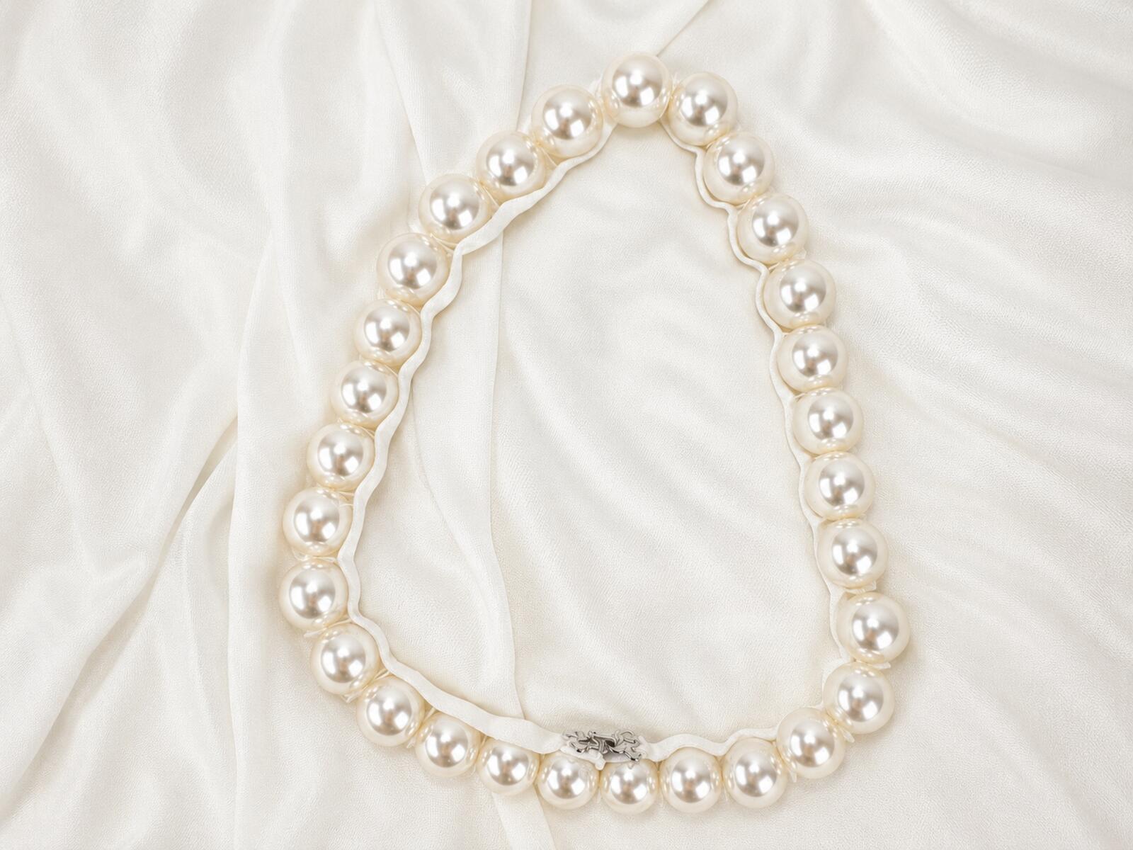 Retrofête Maryam Pearl Embellished Halter Maxi Dress White Size M | NWT