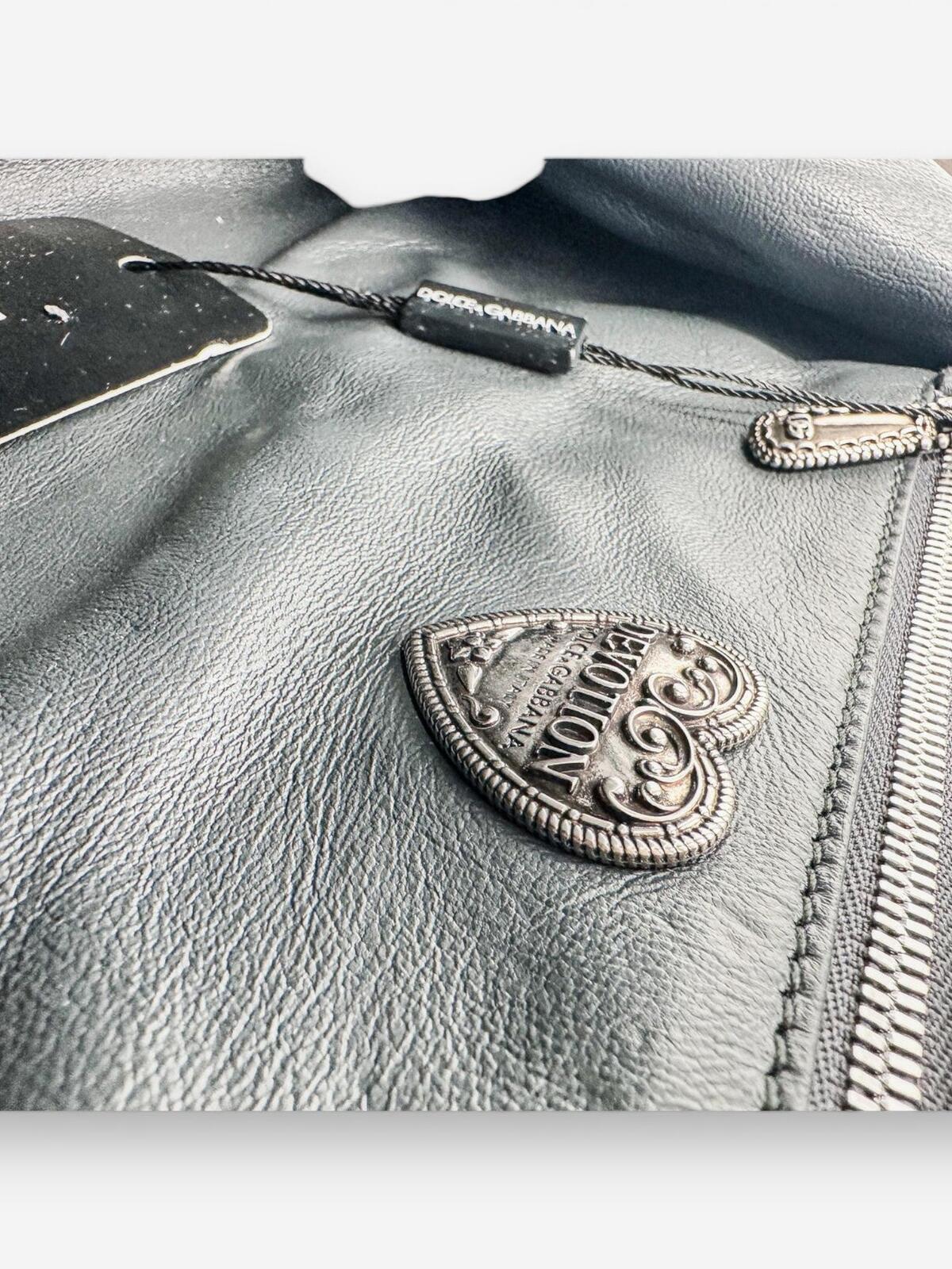 Dolce & Gabbana Devotion Quilted Leather Chain Shoulder Bag Heart Logo Gray – view 6