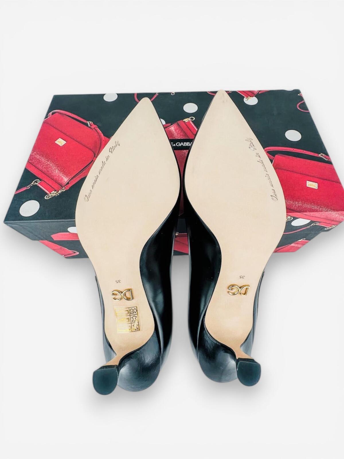 Dolce & Gabbana Lori Crazy for Sicily Patch Pump Black Red EU 35 US 5 – view 6