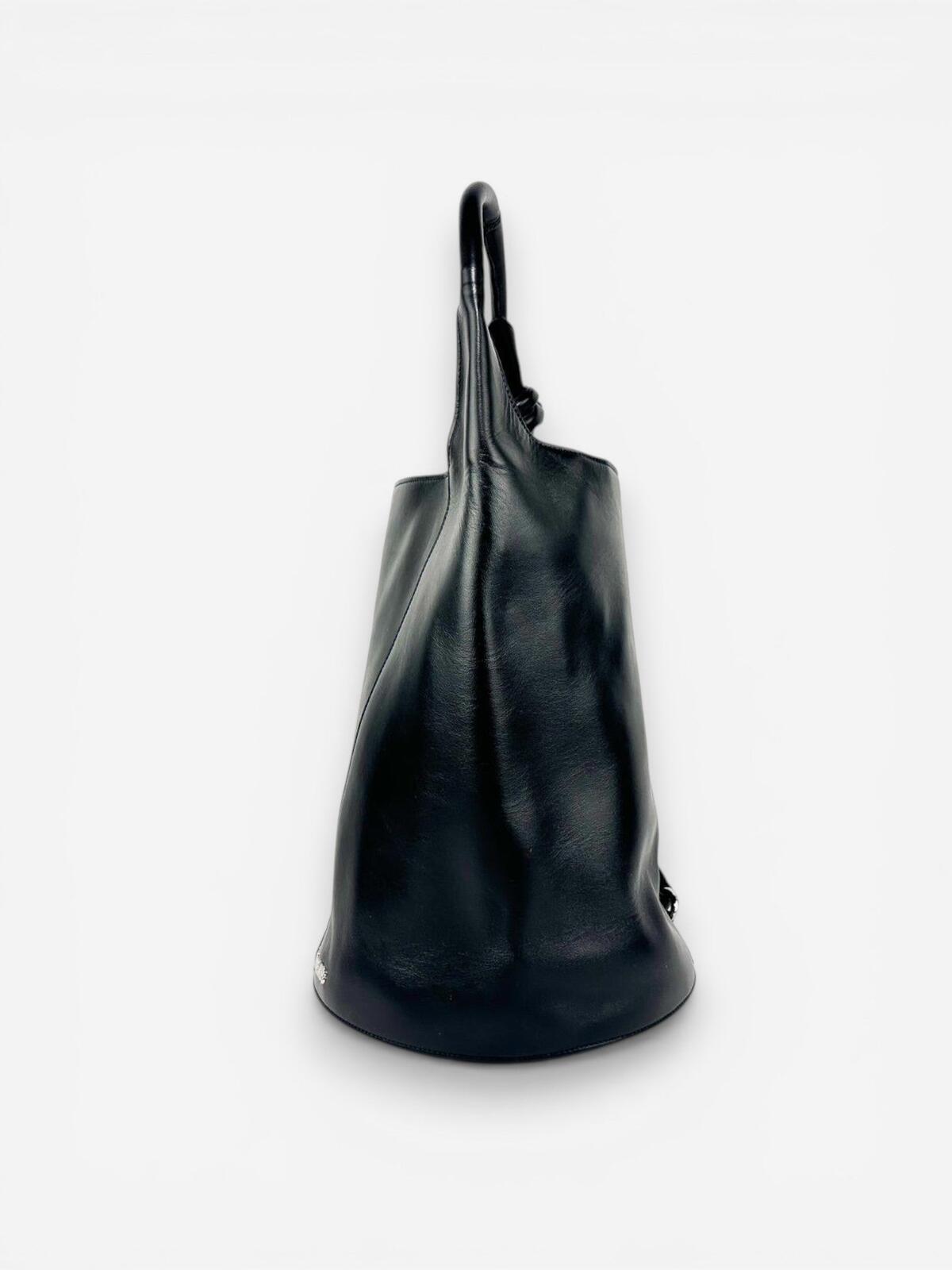 Jacquemus Le Tourni Black Calf Leather Bucket Tote Knotted Handle – view 4