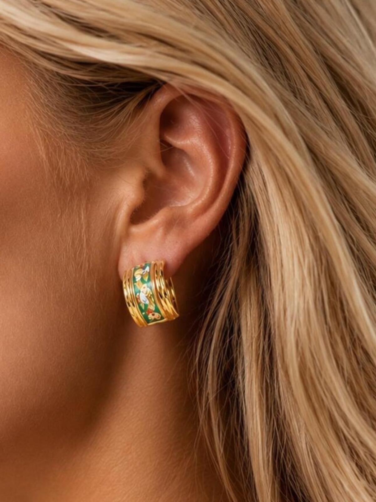 Hermès Vintage Gold Plated Enamel Bird Clip-On Earrings Green | Stamped