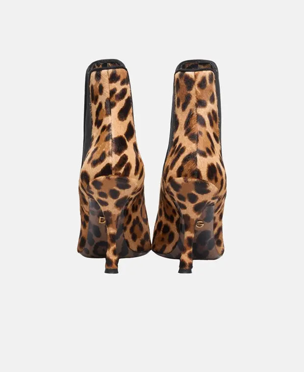Chelsea boots