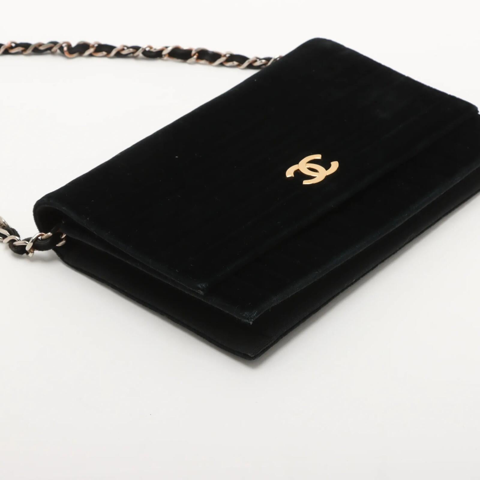 Chanel Coco Mark Black Velvet CC Chain Shoulder Bag Gold Hardware | Pre-Loved
