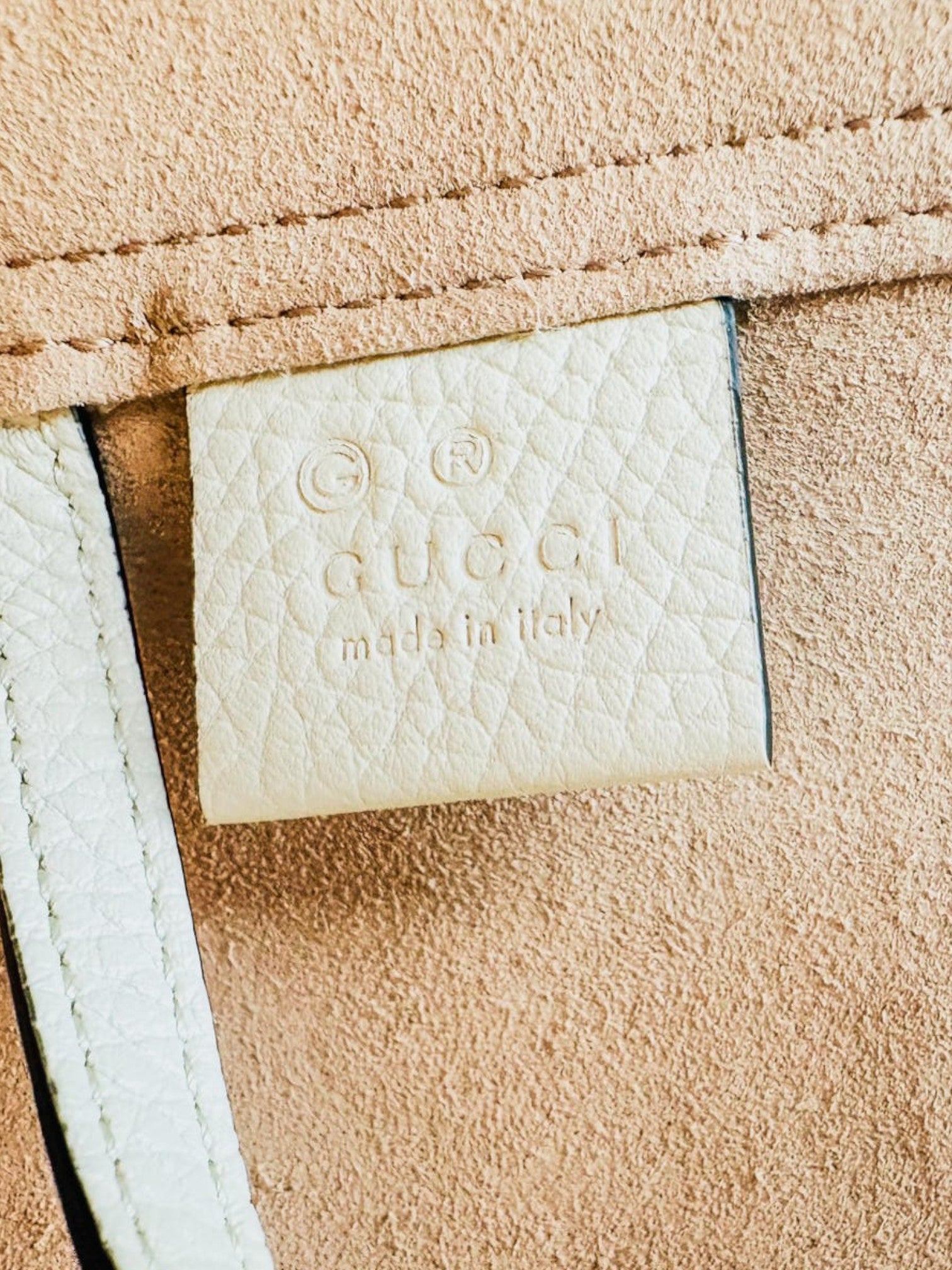 Gucci Dahlia Small Double G Tote – Mystic White Calfskin