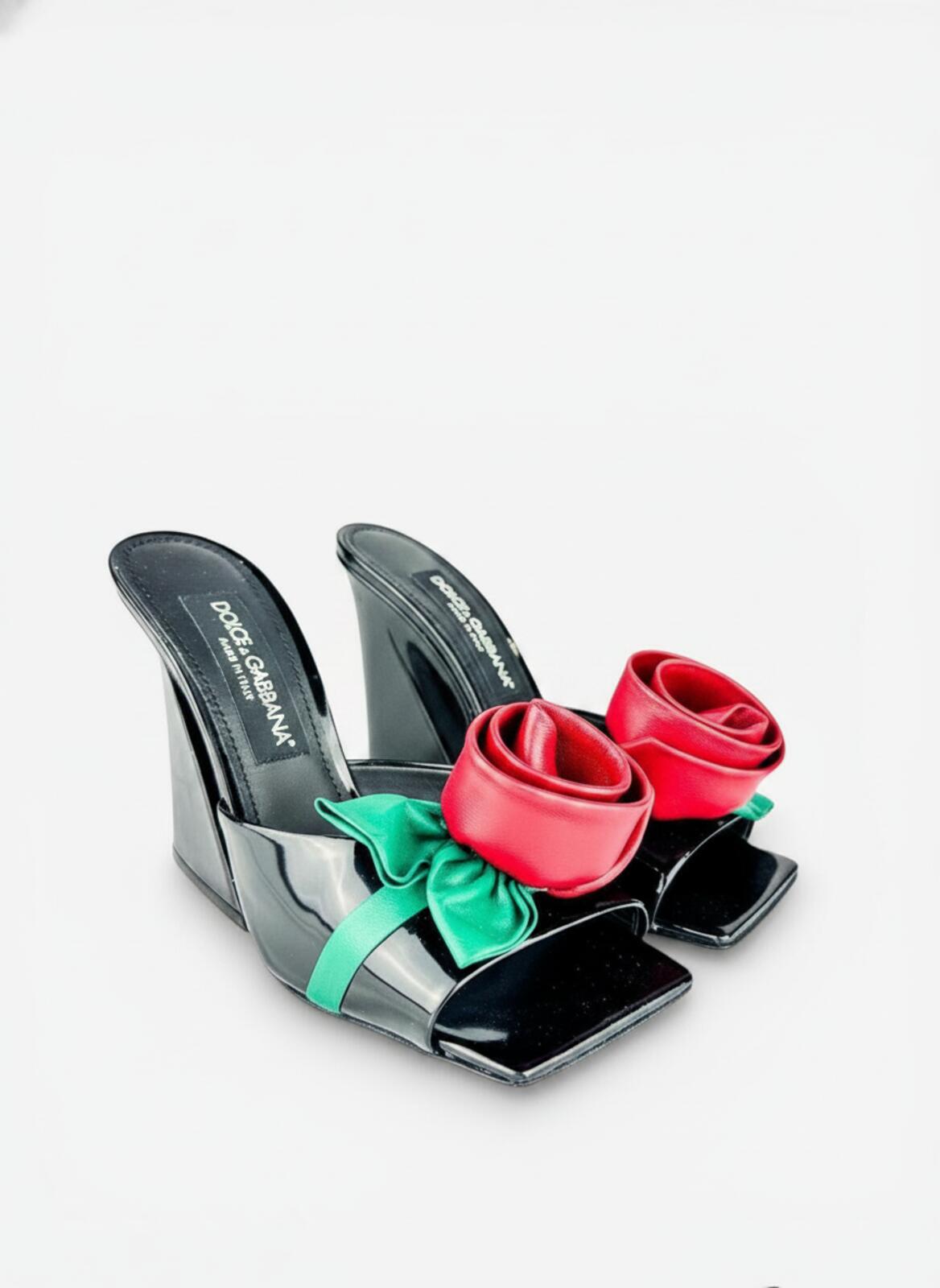 Dolce & Gabbana Dolce & Gabbana 3D Rose Floral Appliqué Patent Leather Mule EU 39 | NWT - Vestir
