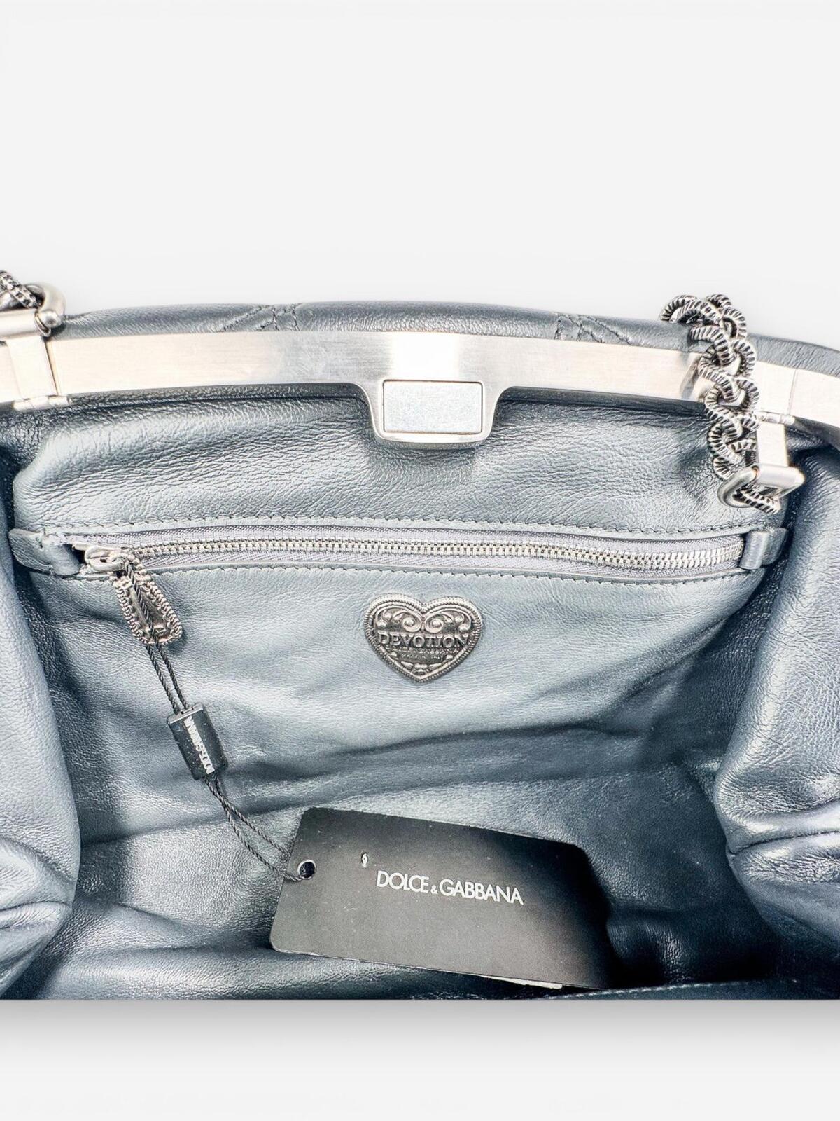 Dolce & Gabbana Devotion Quilted Leather Chain Shoulder Bag Heart Logo Gray – view 8