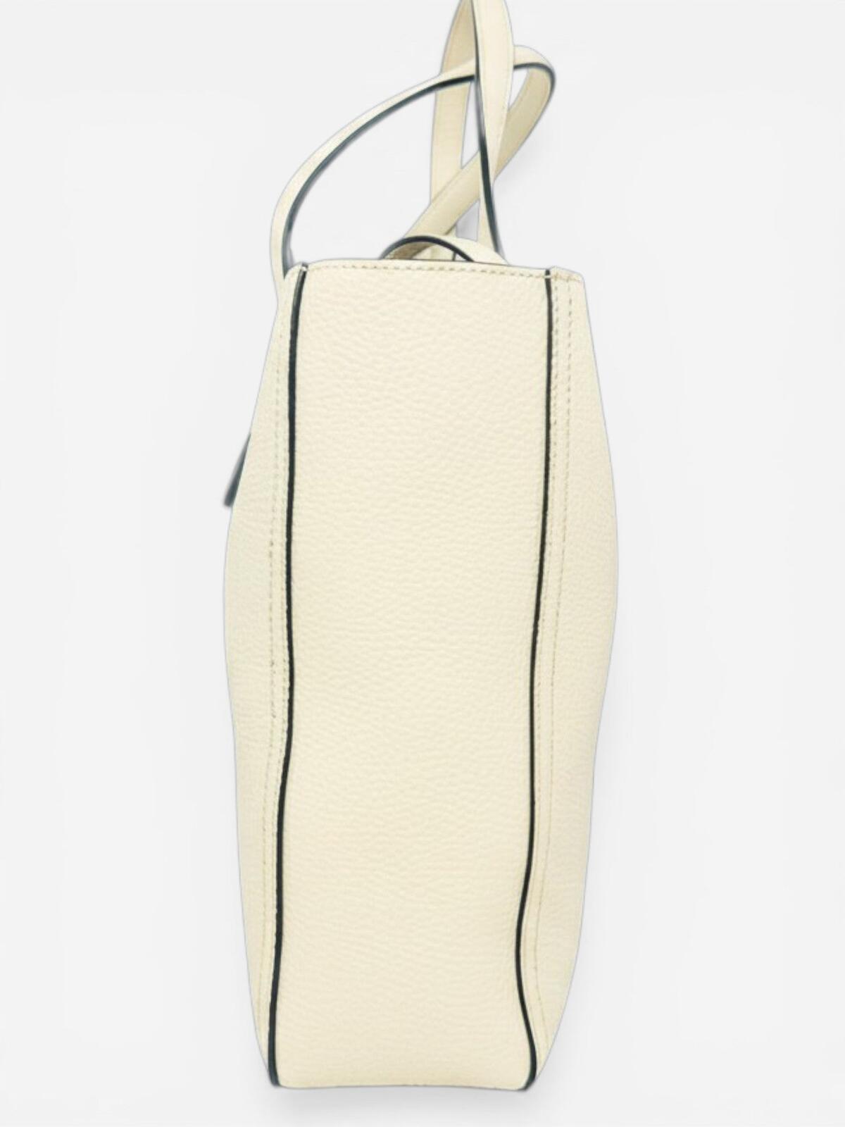 Gucci Dahlia Small Tote Mystic White Grained Calfskin Double G – view 3