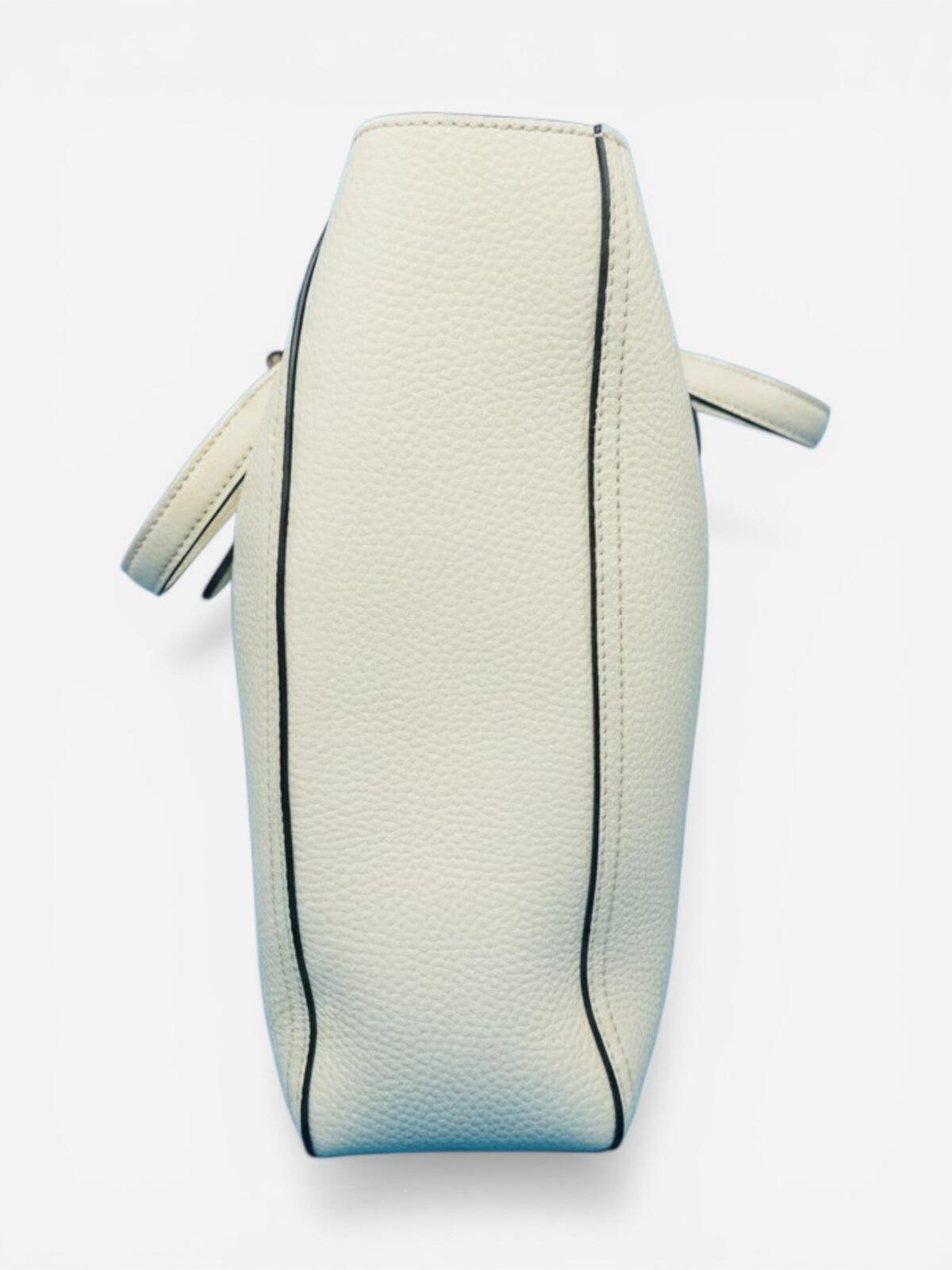 Gucci Dahlia Small Tote Mystic White Grained Calfskin Double G – view 4