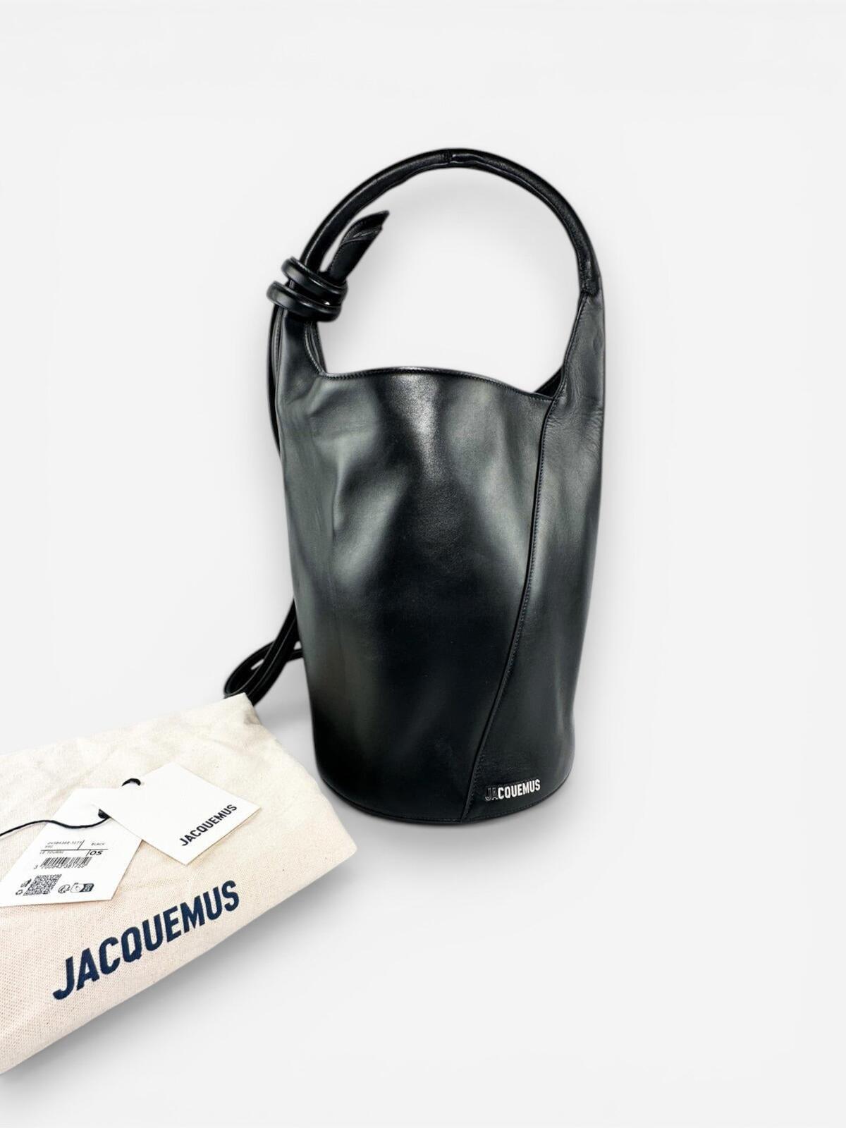 JACQUEMUS Jacquemus Le Tourni Black Calf Leather Bucket Tote Knotted Handle | NWT - Vestir