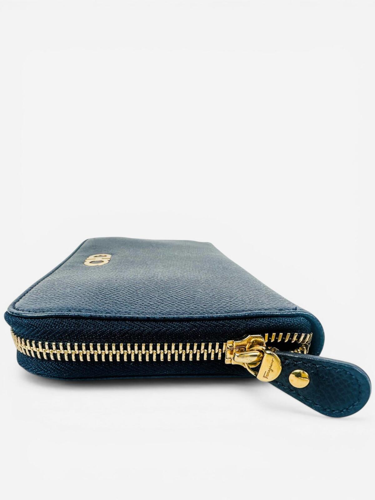 Salvatore Ferragamo Salvatore Ferragamo Gancini Zip-Around Wallet Navy Leather Gold | New - Vestir