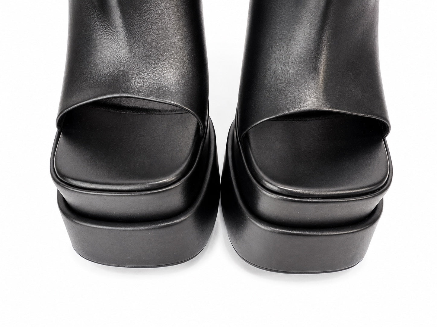 Versace Versace Black Leather Platform Mule Sandals EU 40.5 US 10.5 Made in Italy NWOB - Vestir